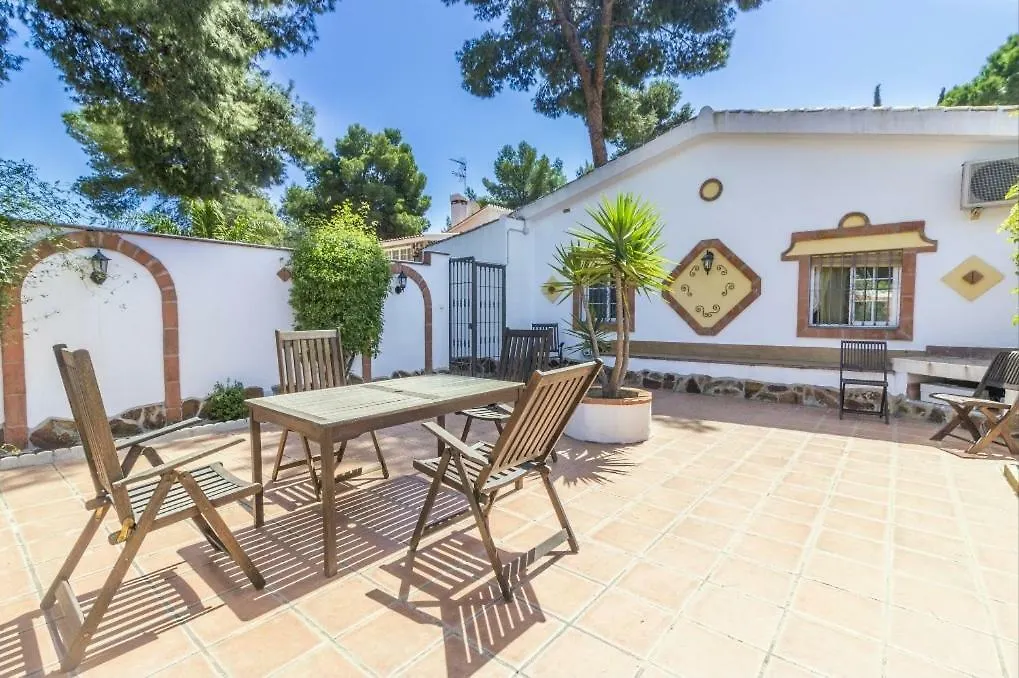 Apartamentos Oasis Malaga Apartment