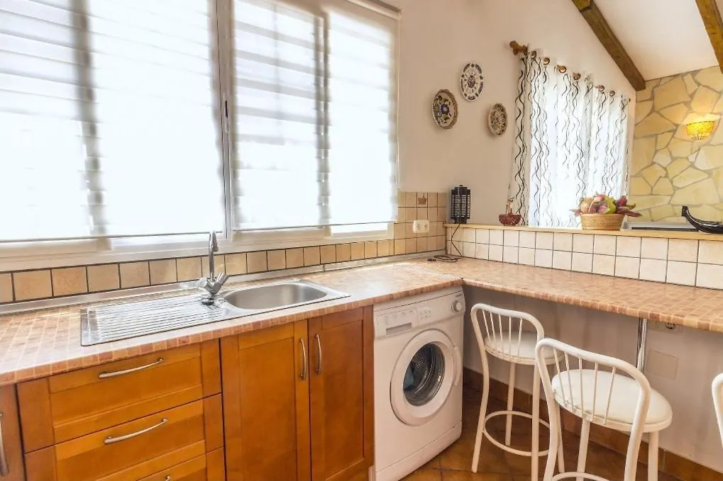 Apartamentos Oasis Malaga 0*,  Spain